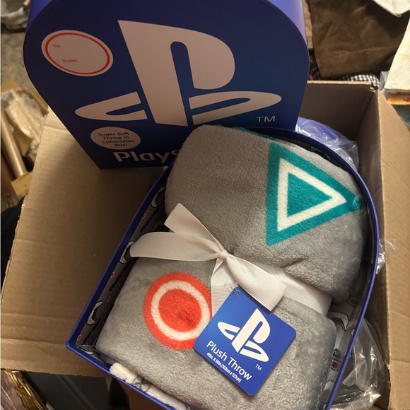 New In Gift Box: Sony PlayStation Logo Plush Throw 
40”x50”
 : $11 - Picture 2 of 2
